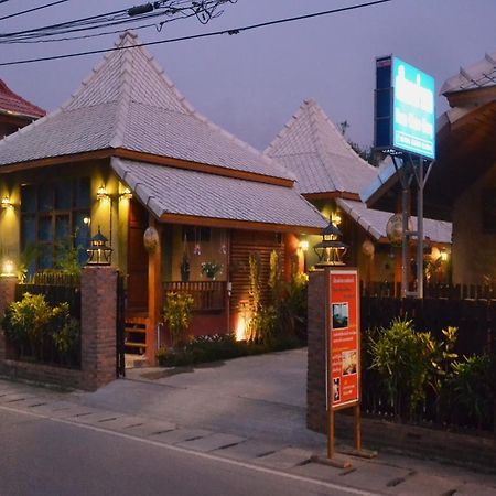 Huen Kham Kong Guesthouse メーサリエン エクステリア 写真