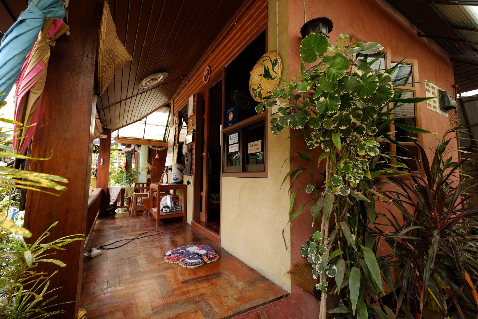 Huen Kham Kong Guesthouse メーサリエン エクステリア 写真
